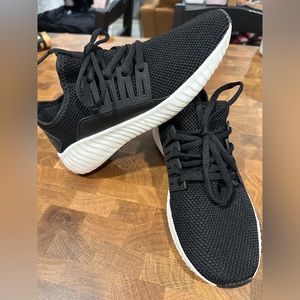 Just fab black and white shoes